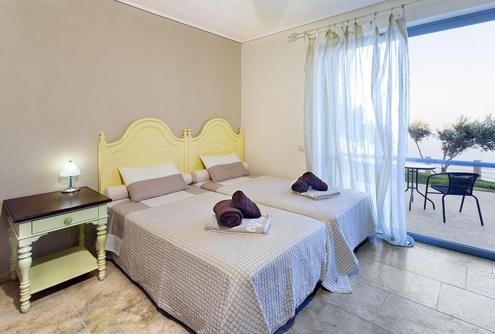 Olivia'S Villas Of Luxury Kalivia  Bagian luar foto