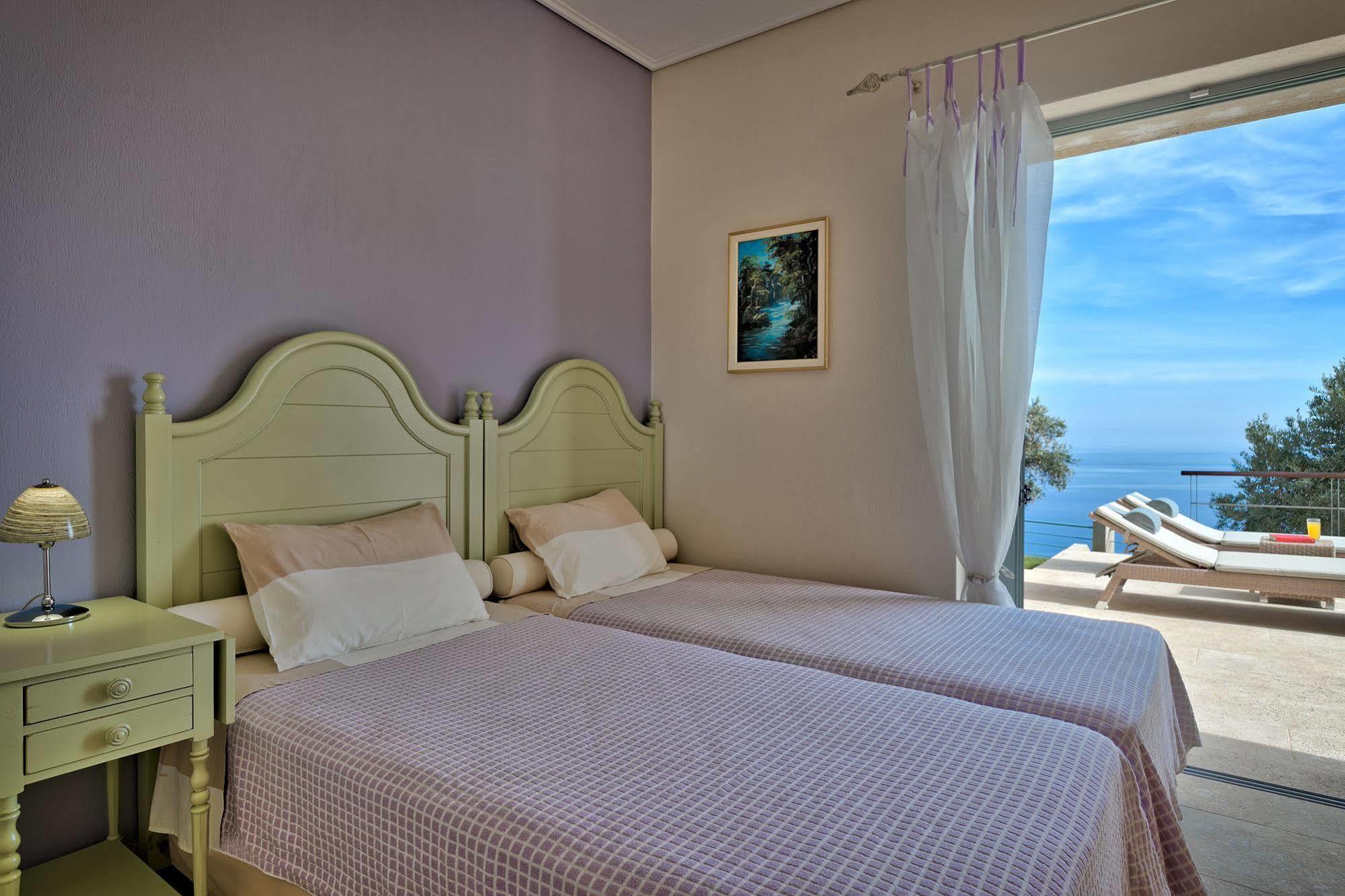 Olivia'S Villas Of Luxury Kalivia  Bagian luar foto