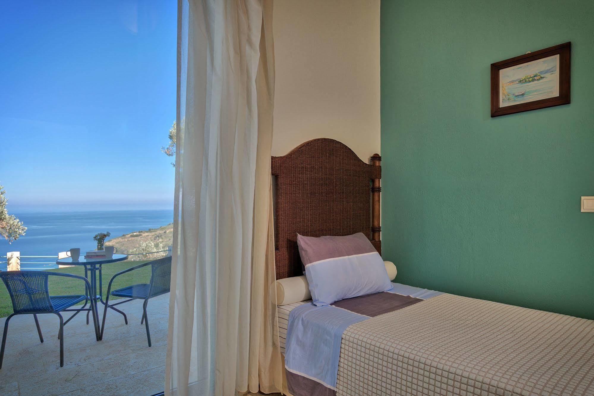 Olivia'S Villas Of Luxury Kalivia  Bagian luar foto